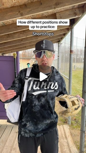 Ryan Ellingson on Instagram Softball Funny Videos, Funny Softball Videos, Sport Tips, Softball Room, Travel Ball, Softball Funny, Funny Christmas Presents, Baseball Videos, Funny Sports Videos