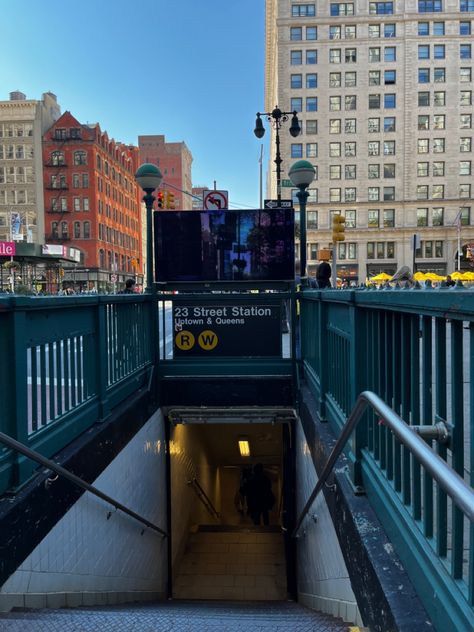 #nyc #subway #subwaycreatures #newyork #ny #newyorkcity #flatironbuilding #queens #brooklyn #tribeca #travel #travelguide #photography #travelphotography #instagram #instastory #vsco #tiktok #aesthetic #igstory #littleitaly #chinatown #newjersey #usa# Queens Ny Aesthetic, Ny Subway Aesthetic, Nyc Student Aesthetic, Tribeca Aesthetic, Brooklyn Ny Aesthetic, Nyc Instagram Story, Nyc Subway Aesthetic, Nyc Student, Mtv Downtown