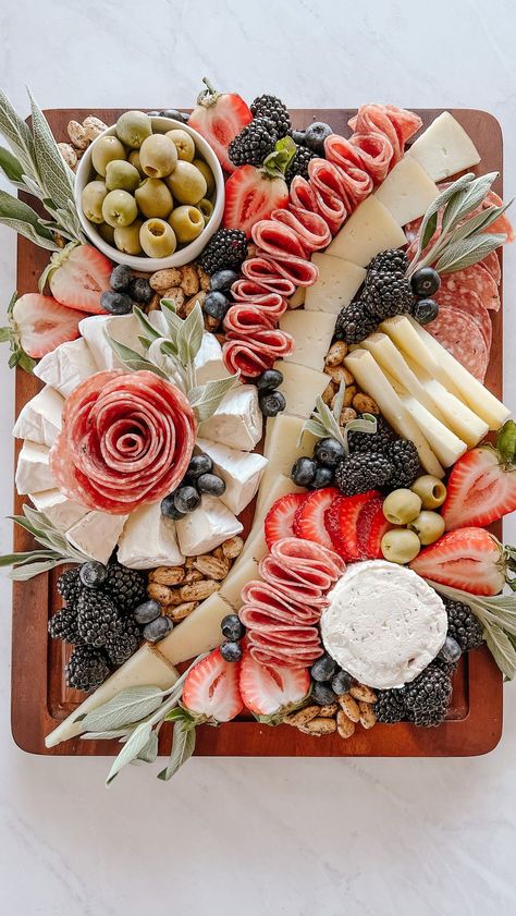 Long Rectangle Charcuterie Board Ideas, Multi Level Charcuterie Board, Sliced Salami Recipes, How To Fold Deli Meat For Charcuterie, How To Roll Meat For Charcuterie Board, Charcuterie Board Ideas Rectangle, Selling Charcuterie Boards, Elevated Charcuterie Board, Square Charcuterie Board Ideas