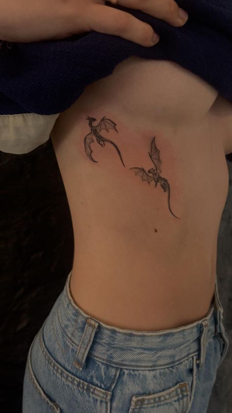 Rib Dragon Tattoo For Women, Small Dragon Hip Tattoo, Finger Tattoos Dragon, Dragon Hip Tattoos Women Small, Simple Dragon Back Tattoo, Got Dragons Tattoo, Hip Dragon Tattoo For Women, Rib Tattoos For Women Dragon, Rib Tattoo Dragon