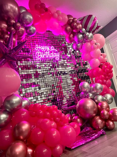 Hot Pink Disco Birthday Party, Pink Disco Sweet 16, Barbie Prom Theme, Asian Party Decorations, Pink Birthday Party Decorations, 17. Geburtstag, Pink Birthday Decorations, Sweet 16 Party Themes, Hot Pink Birthday