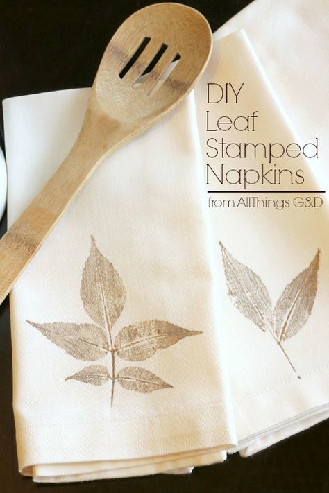 DIY Leaf Stamped Napkins - All Things G&D Diy Leaf, Bat Craft, Paper Bat, Diy Leaves, Cloth Napkin, Fun Craft, Wooden Spoon, Fall Holidays, Fall Diy