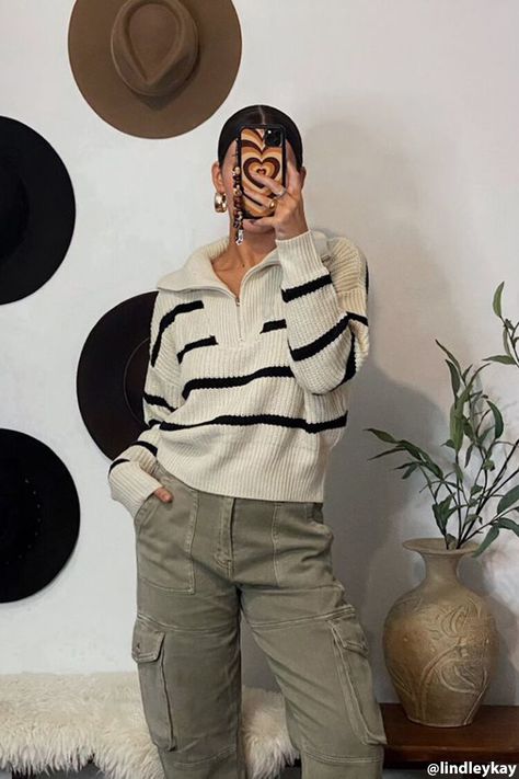 Striped Collared Sweater Outfit, Oversized Half Zip Pullover Outfit, Half Zip Up Sweater Outfit, Half Zip Hoodie Outfit, Collared Sweater Outfit, Half Sweater Outfits, Zipper Sweater Outfit, Quarter Zip Sweater Outfit, Collar Sweater Outfit