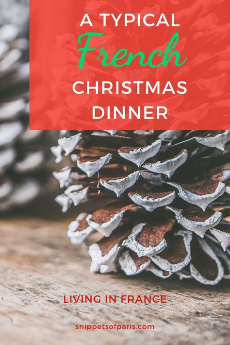 French Christmas Food, French Christmas Traditions, Christmas In France, Hot Wine, Traditional Christmas Dinner, International Christmas, Living In France, Log Cake, French Lifestyle