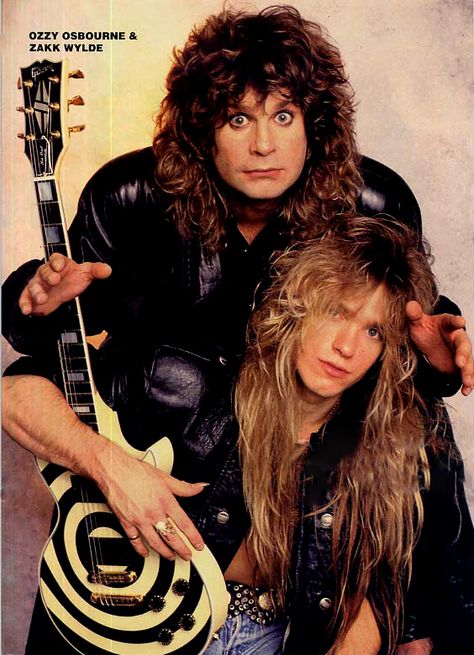 Ozzy Osbourne and Zakk Wylde. Ozzy Osbourne Black Sabbath, Arte Heavy Metal, Black Label Society, Zakk Wylde, Metal T Shirts, Estilo Rock, Musica Rock, Heavy Metal Music, Mötley Crüe