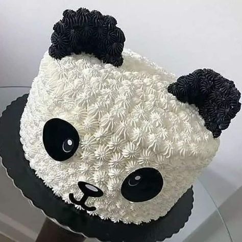 Panda Birthday Cake, Bolo Panda, Buat Pita, Bear Cake, Simple Cake Designs, Cartoon Cake, Cake Decorating Frosting, Animal Cakes, Cake Decorating Designs