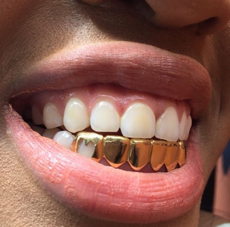 Gap Grillz, Gold Slugs, Gold Teeth Grills, Gangsta Grillz, Girl Grillz, Pretty Teeth, Dental Jewelry, Grillz Teeth, Diamond Grillz