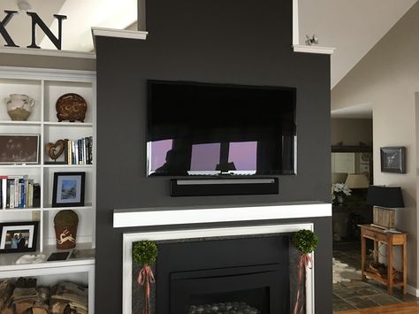 Contemporary fireplace with professional TV installation with soundbar Fireplace And Tv Wall, Above Fireplace Ideas, Fireplace And Tv, Small Home Theaters, Above Fireplace, Home Theater Furniture, Movie Room Decor, Tv Installation, Best Home Theater