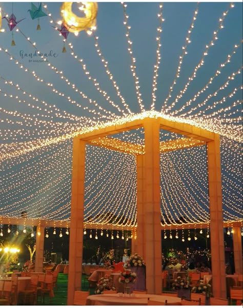 Terrace Decoration For Haldi, Mandap Decor Night, Jaggo Night Decoration, Lady Sangeet Decoration, Garba Pandal Decoration, Sangeet Decor At Home, Garba Event Decoration, Garba Ground Decoration, Dandiya Decoration Ideas For School