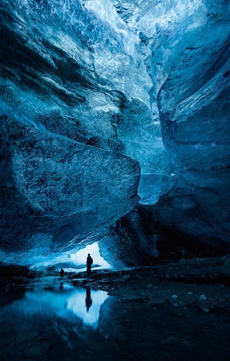 Caves, Information and Facts | National Geographic Amoled Wallpapers, Stone Walkway, Ice Cave, Best Photography, Blue Aesthetic, Amazing Nature, National Geographic, Beautiful Landscapes, Amazing Photography