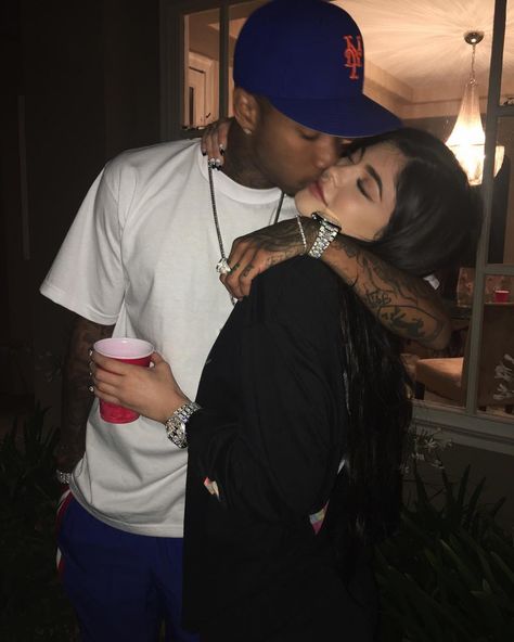 pin: jmaaac8 Kylie Jenner Tyga, Tyga And Kylie, Stile Kylie Jenner, Robert Kardashian Jr, Kylie Travis, Flipagram Instagram, Kylie J, King Kylie, Black Couples Goals