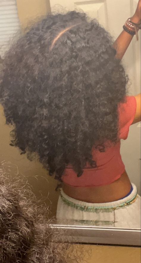 Long 4 Type Hair, Hair Goals Black Women, Long Natural Hair Black Women, Thick Afro Hair, Long 4b Hair, Long Type 4 Hair, Fluffy Natural Hair, Waist Length Natural Hair, 4c Hair Long