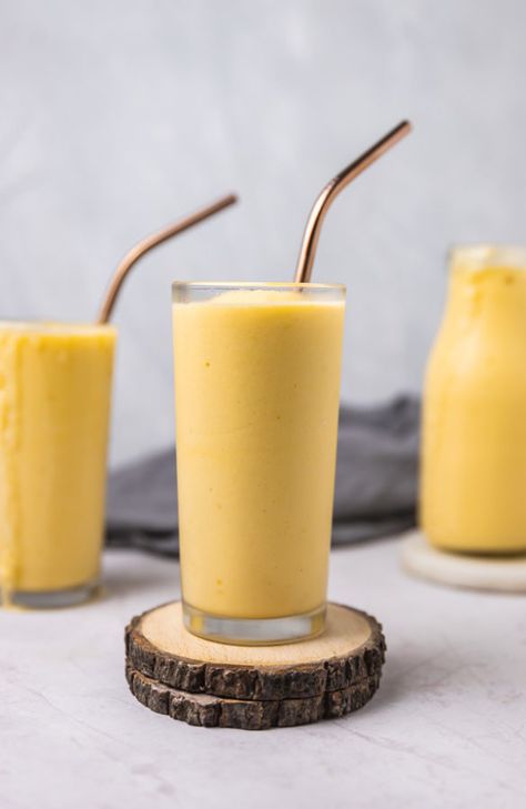 Mango Pineapple Smoothie Mango Shake Photography, Pineapple Coconut Dessert, Coconut Milk Rice, Cashew Yogurt, Pineapple Smoothie Recipes, Ice Cream Smoothie, Mango Pineapple Smoothie, Coconut Dessert, Mango Ice Cream