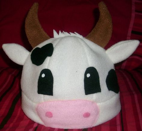 Cow hat Homemade Cow Costume, Holy Cow Costume, Kids Cow Costume, Toddler Cow Costume, Diy Cow Costume, Nursery Rhyme Costume, Cow Appreciation Day, Nativity Costumes, Cow Hat