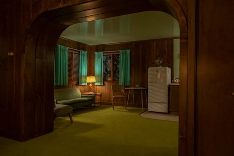 Ratched Takes a Cue From Dorothy Draper | Architectural Digest Ratched Aesthetic, Luxury Lighting Design, Dorothy Draper, Prop House, 70s Interior, Retro Interior Design, Ryan Murphy, 카페 인테리어 디자인, Green Curtains