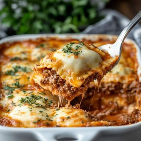 Paula Deen 󱢏 | Easy Ravioli Lasagna Bake 🍝🧀 - With just 4 simple ingredients | Facebook Ravioli Lasagna Bake, Million Dollar Ravioli, Easy Ravioli Lasagna, Cheesy Ravioli, Lasagna Bake, Easy Ravioli, Ravioli Casserole, Baked Rigatoni, Ravioli Lasagna