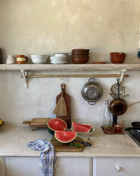 Source: @linapaciello because nothing says summer like watermelon 🍉 this stunning kitchen with the perfectly placed vintage bowls and serve wear 🤩 #summerhome #summershopping #interiors #summerinteriors #kitchendesign Italian Farmhouse, Kitchen Set Up, Farmhouse Renovation, Yellow Kitchen, Stunning Kitchens, Kitchen Sets, Apartment Design, Cool Furniture, Kitchen Interior