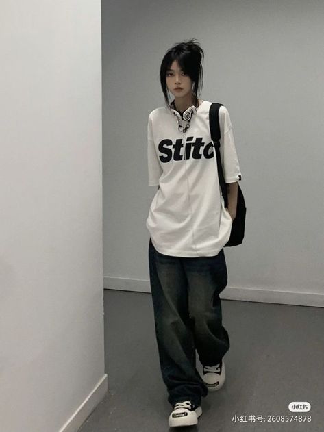 Y2k Minimalist Outfit, Cute Boyish Outfits, Tomboy Clothes Outfits, Baggy Acubi Fashion, Korean Street Wear Aesthetic, Tomboy Braids, Female Drip Outfits, Tomboy Girl Aesthetic, Short Outfits Korean