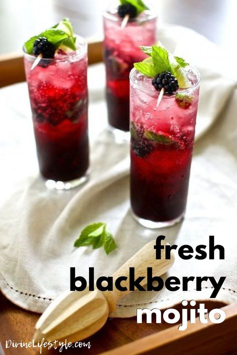 Berry Drinks Alcohol, Drinks With Mint Leaves Cocktails, Blackberry Drink Recipes, Berry Mojito Recipe, Blackberry Mojito Recipe, Mojito Recipe Pitcher, Best Mojito Recipe, Blackberry Mojito, Blackberry Cocktail