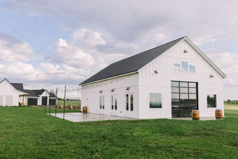 Farmhouse Weddings - The Farmhouse on Green Bluff Jo Gaines, Arbor Bench, Barn Reception, Party Barn, Crossback Chairs, Barn Design, Farmhouse Wedding, Shed Homes, Vaulted Ceilings