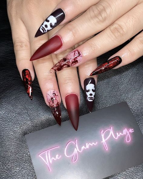 Halloween Nails Killers, Halloween Michael Myers Nails, Micheal Myers Nails Designs, Halloween Nails Acrylic Michael Myers, Micheal Myers Nail Ideas, Jason Voorhees Halloween Nails, Slasher Movie Nails, Halloween Horror Nails Acrylic, Michael Meyer Nails