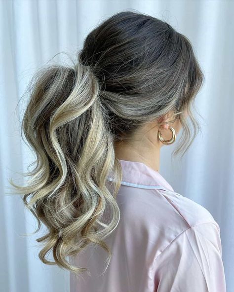 Messy Ponytails, Long Summer Hair, Prom Ponytail Hairstyles, Messy Ponytail Hairstyles, Bridal Ponytail, Wedding Ponytail, Cute Ponytail Hairstyles, Perfect Ponytail, Ponytail Updo