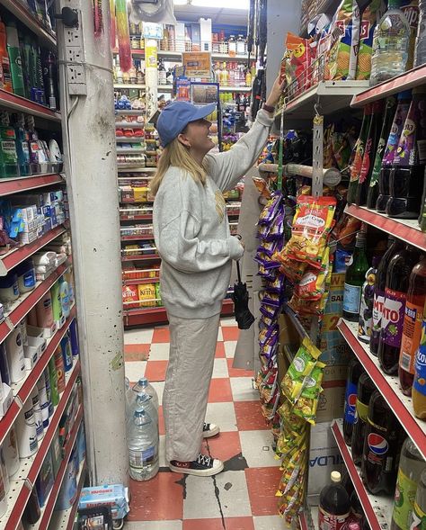 Corner Shop Aesthetic Uk, Corner Shop Uk, British Corner Shop, West London Aesthetic, Corner Shop Aesthetic, British Core, Concept Painting, Uk Aesthetic, British Shop