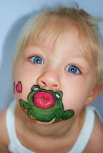 Frog Face, Halloweenský Makeup, Face Painting Easy, Kids Face Paint, Pintura Facial, Makijaż Smokey Eye, Face Painting Designs, Maquillage Halloween, Fotografi Potret