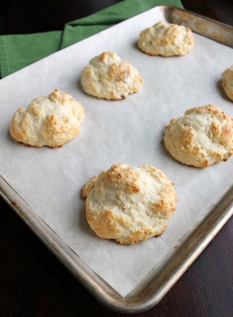 Greek Yogurt Drop Biscuits, Yogurt Biscuits Greek, Biscuits For One, Square Biscuits, Greek Yogurt Biscuits, Yogurt Biscuits, Dinner Biscuit, Yogurt Drops, Drop Biscuits Recipe