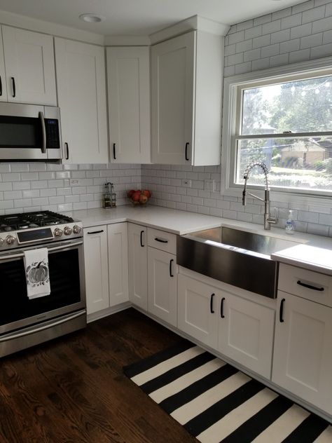 White kitchen cabinets, stainless steel farmhouse sink Concrete Countertops Kitchen Colors, Stainless Steel Kitchen Cabinets, Stainless Steel Farmhouse Sink, Steel Kitchen Cabinets, Kitchen Favorites, Concrete Countertops Kitchen, Refacing Kitchen Cabinets, New Kitchen Cabinets, Classic Kitchen