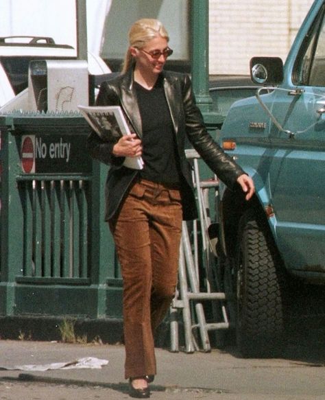 New York It Girl, Caroline Bessette, Virgo Rising, 90s Minimalism, Carolyn Bessette, Jackie Onassis, Jfk Jr, John Fitzgerald, Fall Fit