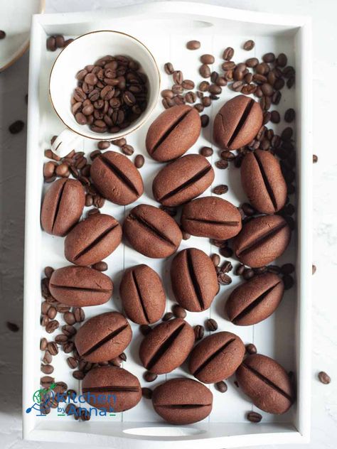 Coffee beans cookies - Kitchen by Anna K Coffee Bean Cookies, Bean Cookies, Low Carb Meats, Best Holiday Cookies, Cocoa Coffee, Cookie Ball, Coffee Cookies, Easy Chocolate, Coffee Bean