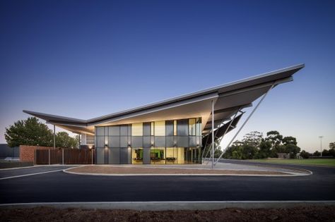 Shed Roof Design, Butterfly Roof, Modern Shed, Community Centre, Modern Architecture Building, Roof Architecture, Shed Roof, House Roof, Roof Design