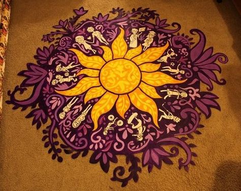 Repunzal Tangled Aesthetic Painting, Rapunzel Tapestry, Rupunzle Paintings, Tangled Bedroom Aesthetic, Tangled Sun Painting, Rapunzel Mural, Mural Art Ideas Inspiration, Tangled Mural, Tangled Rapunzel Sun