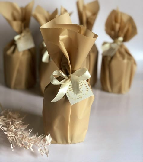 Candle Packing Packaging Ideas, Candle Wrapping Ideas, Reed Diffuser Packaging, Rustic Outdoor Furniture, Clear Candles, Elegant Candles, Candle Gift Box, Candle Wrap, Perfume Packaging