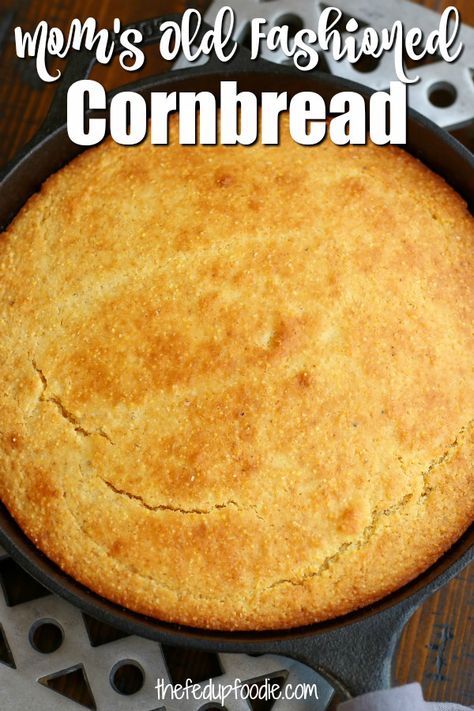 Easy Skillet Cornbread, Old Fashioned Cornbread, Easy Homemade Cornbread, Southern Cornbread Recipe, Easy Cornbread, Easy Cornbread Recipe, Best Cornbread Recipe, Cornbread Recipe Sweet, Moist Cornbread