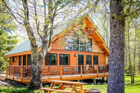 Cabin Rental Availability - Kabetogama Cabin Rentals | Northern Lights Resort Northern Minnesota Cabins, Minnesota Adventures, Lakefront Cabin, Luxury Cabins, Lake Dock, Lakeside Cabin, Beautiful Cabins, Northern Minnesota, Lake Vacation