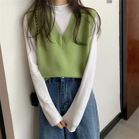 Fashion Spring Winter Knitted Sweater Women Casual V-Neck Pullover Vest All-match Sleeveless Female Green Vest Outfit, Green Sweater Vest, Vest Outfits For Women, Sweater Vest Outfit, Autumn Sleeve, Vest Women, Sweater Vest Women, Sleeveless Pullover, Casual Stylish