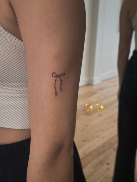 Ephemeral Tattoo, Small Girly Tattoos, Ribbon Tattoos, Small Pretty Tattoos, Bow Tattoo, Petite Tattoos, Small Hand Tattoos, Discreet Tattoos, Dainty Tattoos