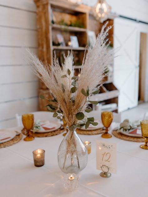 Boho Centerpieces Wedding Simple, Eucalyptus And Wheat Centerpiece, Pampas Grass With Eucalyptus, Eucalyptus Simple Centerpiece, Boho Small Centerpiece, Pampas Table Arrangement, Pampas Grass Wedding Centerpieces Simple, Pampas Wedding Centerpieces Rustic, Dried Grass Centerpiece Wedding