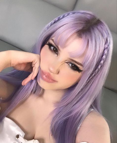 Lavender Hair Pale Skin, Lavender Hair Aesthetic, Short Hair Dye, Angel Oc, Daughter Aesthetic, Pastel Purple Hair, Lavender Hair Colors, Hair Pale Skin, Light Purple Hair