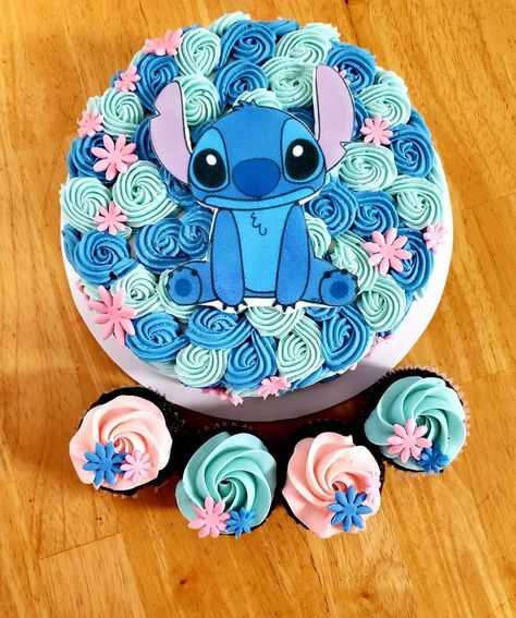 Stitch Birthday Cupcakes, Stitch Sheet Cake, Lilo And Stitch Birthday Party Cake, Stitch Cupcakes Ideas, Lilo And Stitch Cake Ideas, Stitch Themed Cake, Stitch Birthday Cake Ideas, Stitch Cakes, Stitch Cupcakes