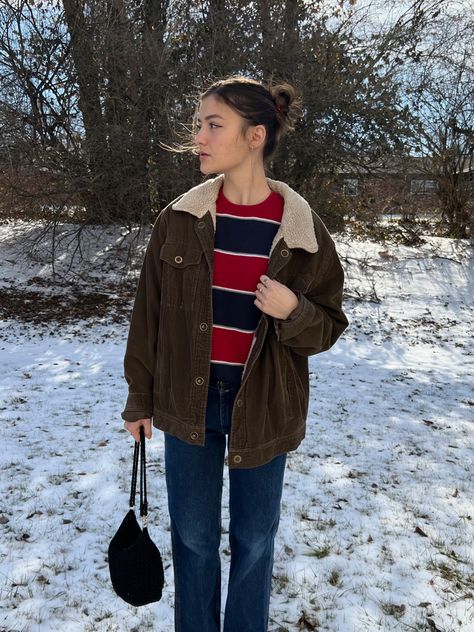 Winter Vintage Style, Indie Autumn Outfits, Autumn Aesthetic Clothes Casual, 80s Winter Outfits Vintage, 70s Winter Outfits Vintage, Winter 80s Outfits, 80s Outfits Winter, Winter Outfits 90s Style, Fall Outfits Indie