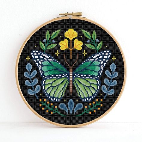 Butterfy Flower Cross Stitch Bundle Butterfly Stitch Pattern - Etsy New Zealand Cottagecore Cross Stitch, Beetle Cross Stitch, Insect Cross Stitch, Cross Stitch Butterfly, Stitch Butterfly, Butterfly Stitch, Butterfly Cross Stitch Pattern, Butterfly Stitches, Flower Cross Stitch