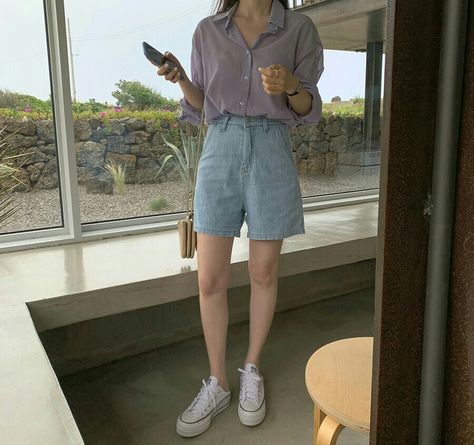 Bermuda Shorts Outfit, Flatlay Ideas, Korean Outfit Street Styles, Korean Casual Outfits, Bermuda Short, Korean Casual, Shorts Outfit, 2022 Fashion, Causual Outfits