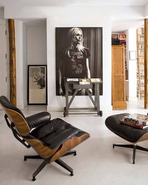 living 아파트 인테리어, Design Del Prodotto, Eames Lounge Chair, A Living Room, Eames Chair, Home Fashion, Modern Interior Design, Rock N, 인테리어 디자인