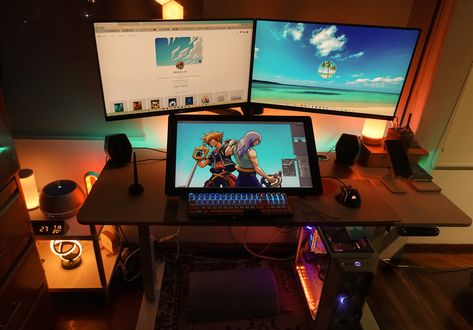 My digital Art Setup, i know is not perfect and i can improve it 🙂 #digitalart #digitalillustration #setup #desk #illustratorsetup #artistsetup #digitalartistsetup #digitaliilustratorsetup #animesetup #balltestation Digital Illustrator Desk Setup, Illustrator Desk Setup, Graphic Design Desk Setup, Digital Artist Desk Setup, Digital Artist Setup, Digital Art Setup, Digital Art Desk, Cintiq Setup, Artist Setup