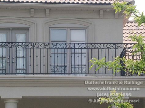 Wrought Iron Railing Exterior, Italian Balcony, Iron Railings Outdoor, Wrought Iron Balcony, Iron Balcony Railing, Wrought Iron Staircase, Iron Railings, Iron Staircase, Balcony Railing Design