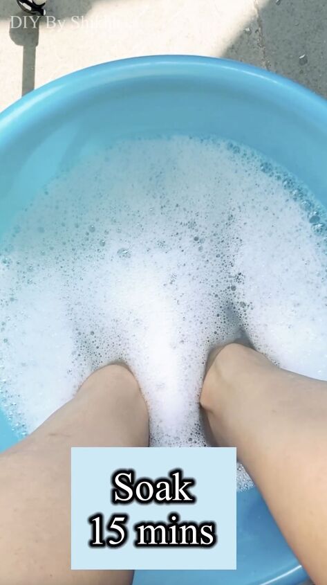 Pedicure Routine, At Home Pedicure, Pedicure Soak, Home Pedicure, Pedicure At Home, Foot Soak, Foot Spa, Coffee Powder, Detox Your Body