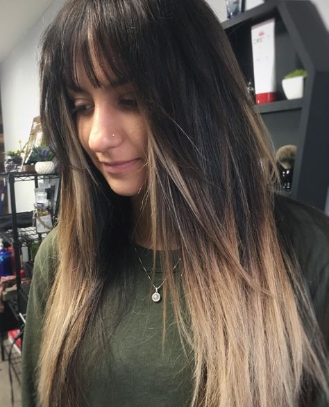 Ombré with bangs Long Ombre Hair With Bangs, Brown Ombre Hair With Bangs, Ombré Hair With Bangs, Ombre Hair With Fringe, Bangs Ombre Hair, Ombre Hair With Bangs, Fall Brunette Hair Color Balayage, Ombre With Bangs, Balayage With Bangs